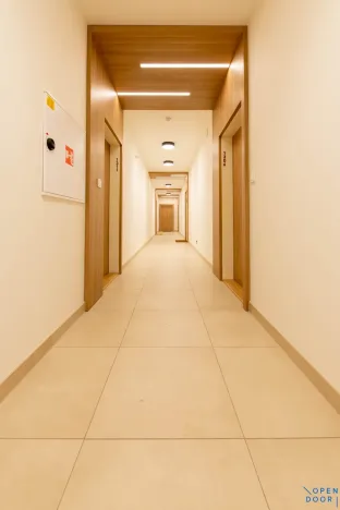 Pronájem bytu 2+kk, Praha - Modřany, Komořanská, 60 m2