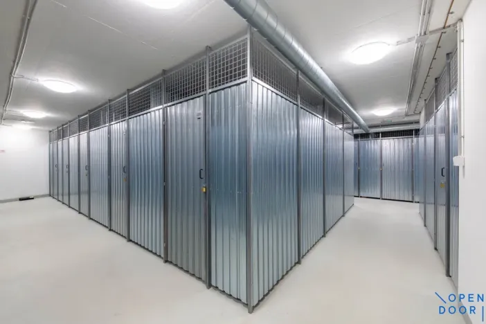 Pronájem bytu 2+kk, Praha - Modřany, Komořanská, 60 m2