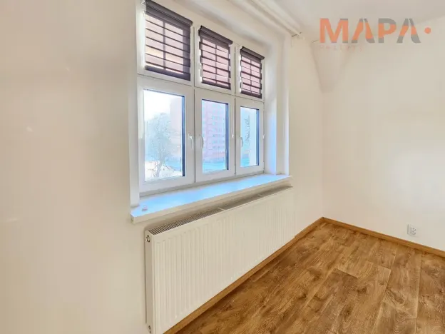 Pronájem bytu 3+1, Chomutov, Škroupova, 95 m2