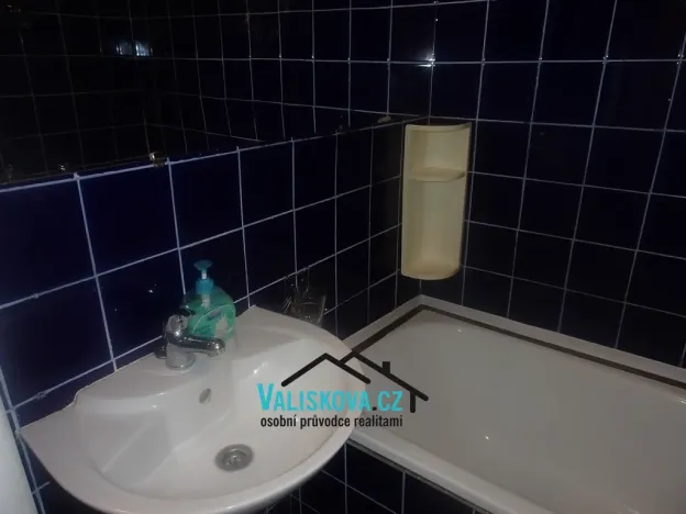 Pronájem bytu 2+1, Kroměříž, Vrobelova, 54 m2