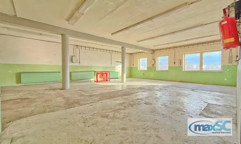 Pronájem skladu, Moravany, 533 m2