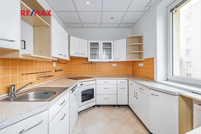 Pronájem bytu 4+1, Jindřichův Hradec, Nušlova, 75 m2