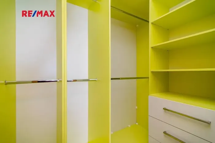 Pronájem bytu 1+kk, Praha - Jinonice, Za zámečkem, 60 m2