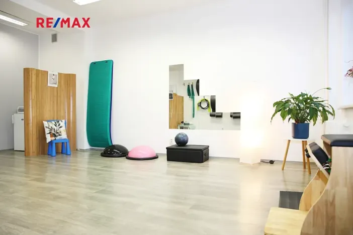 Pronájem komerční nemovitosti, Praha - Smíchov, Ostrovského, 30 m2