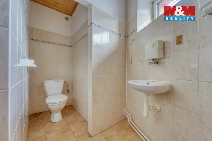 Pronájem obchodního prostoru, Nýřany - Kamenný Újezd, 81 m2