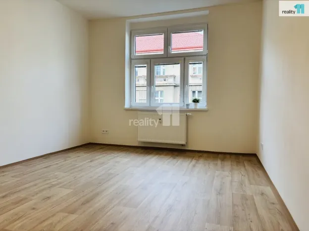 Pronájem bytu 3+kk, Praha - Žižkov, Biskupcova, 75 m2
