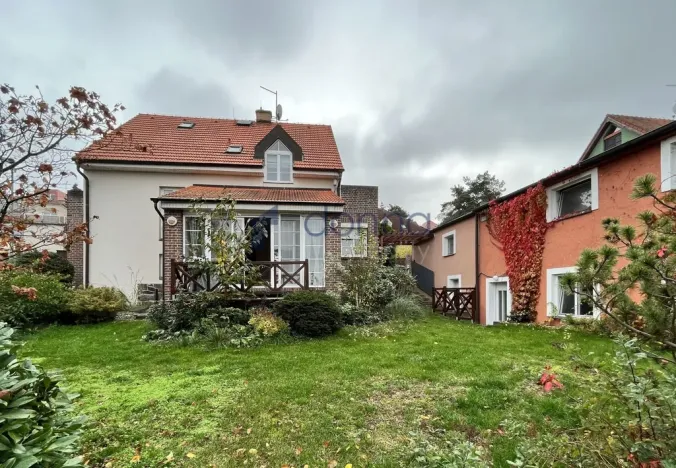 Pronájem rodinného domu, Praha, K Beránku, 186 m2