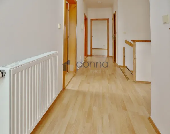 Pronájem rodinného domu, Praha, K Beránku, 186 m2