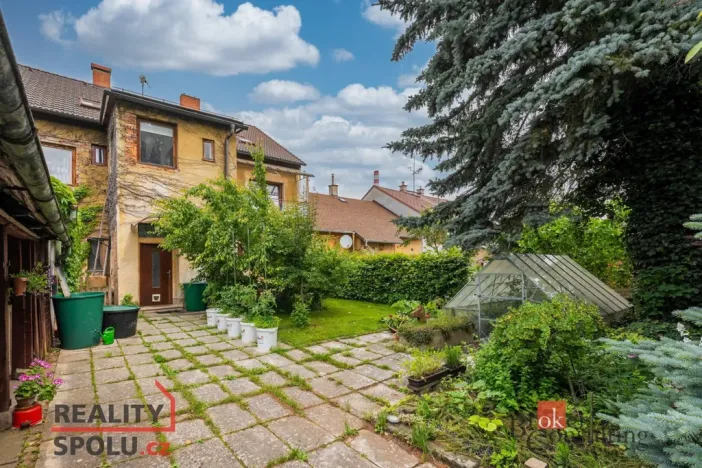 Prodej bytu 2+kk, Dvůr Králové nad Labem, Klazarova, 40 m2