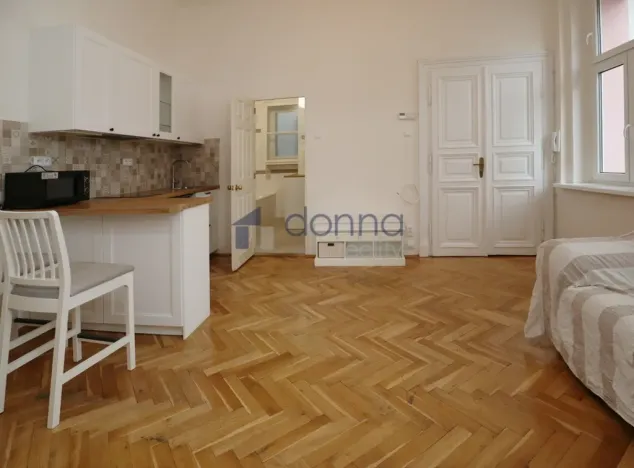 Pronájem bytu 2+kk, Praha, Štěpánská, 40 m2