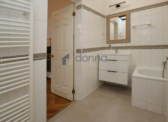 Pronájem bytu 2+kk, Praha, Štěpánská, 40 m2