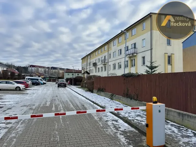 Prodej bytu 3+kk, Milovice, Topolová, 65 m2