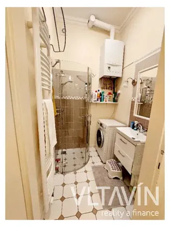 Pronájem bytu 2+kk, Praha - Bubeneč, Jaselská, 48 m2