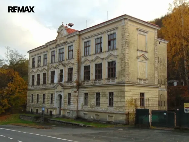Prodej komerční nemovitosti, Jáchymov, třída Dukelských hrdinů, 3097 m2