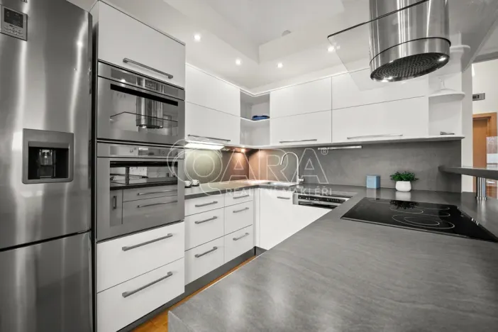 Prodej bytu 4+kk, Beroun - Beroun-Závodí, Na Golfu, 94 m2