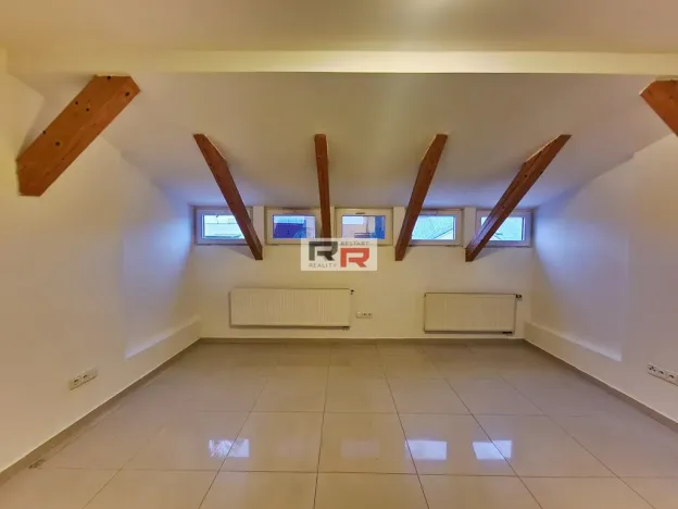 Pronájem bytu 1+kk, Olomouc, Masarykova třída, 30 m2