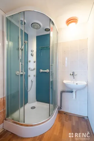 Prodej bytu 2+1, Mokrá-Horákov, 62 m2