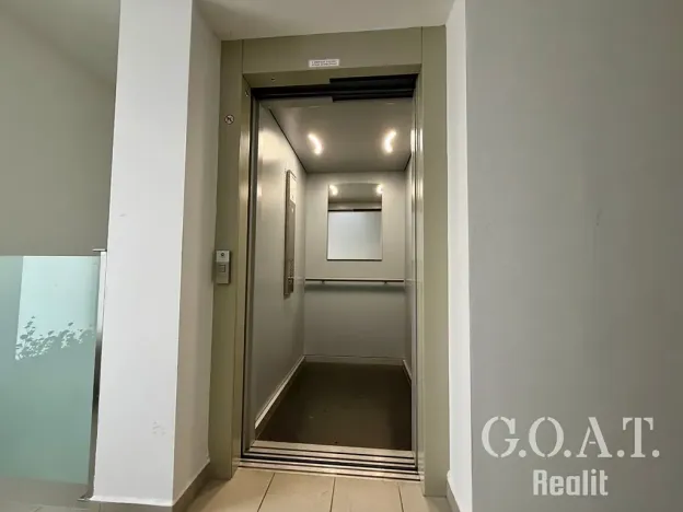 Pronájem bytu 1+kk, Plzeň, Vysoká, 38 m2