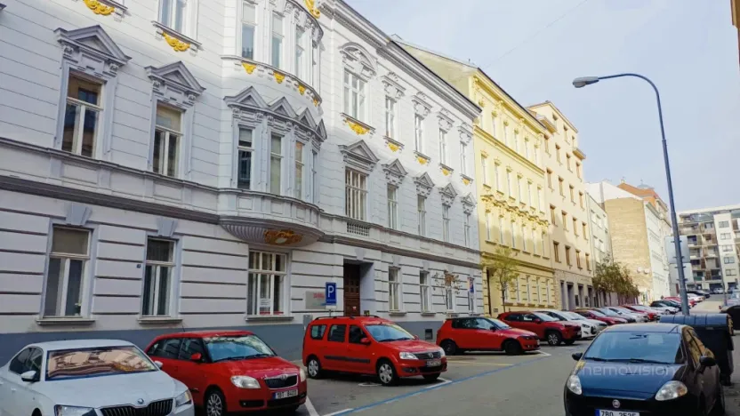 Pronájem garážového stání, Brno - Zábrdovice, Stará, 14 m2