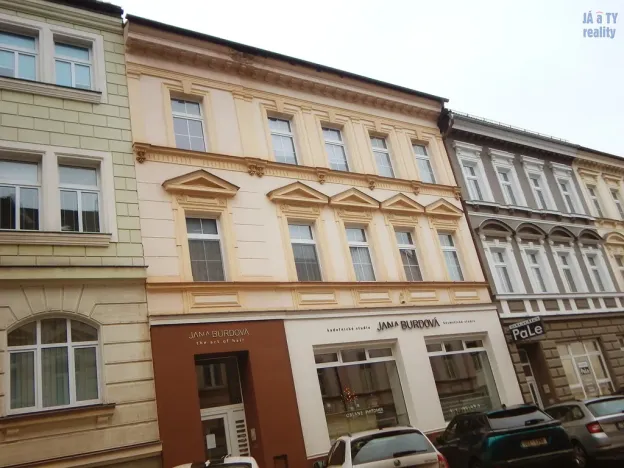 Pronájem bytu 1+1, Teplice, U nádraží, 35 m2