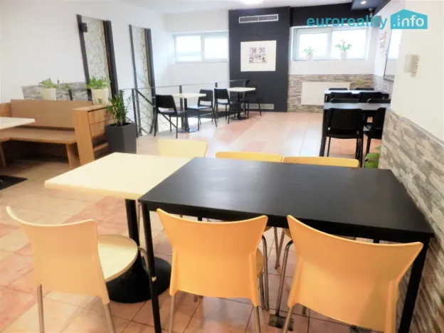 Pronájem restaurace, Praha, 200 m2