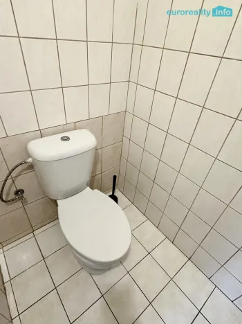 Pronájem bytu 2+kk, Karlovy Vary, Plzeňská, 57 m2