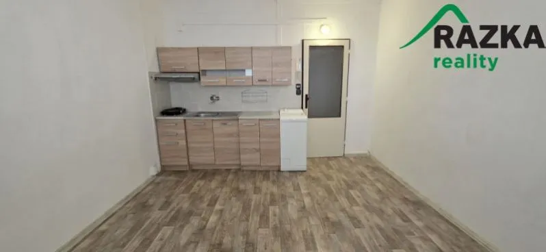 Pronájem bytu 1+kk, Tachov, Bělojarská, 25 m2