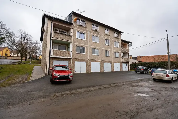 Prodej bytu 3+1, Hvozd, 74 m2