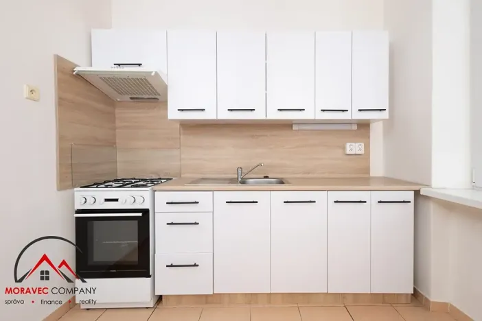 Pronájem bytu 2+1, Český Těšín, Ostravská, 58 m2