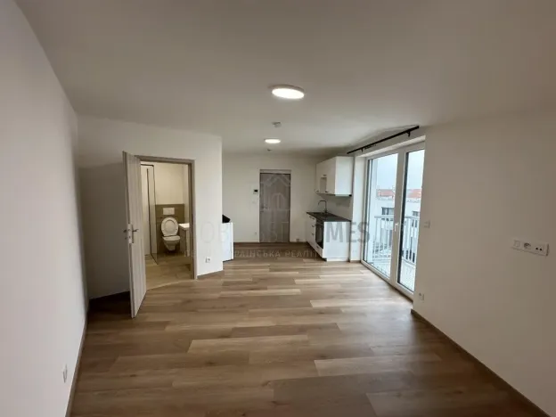 Pronájem bytu 1+kk, Jenštejn, Kovářská, 28 m2