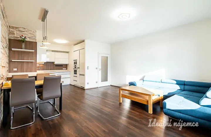 Pronájem bytu 4+kk, Praha - Strašnice, Zvěřinova, 112 m2