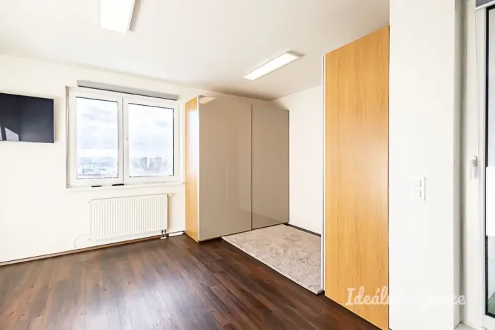 Pronájem bytu 4+kk, Praha - Strašnice, Zvěřinova, 112 m2