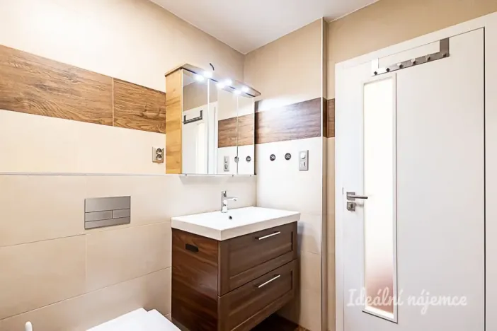 Pronájem bytu 4+kk, Praha - Strašnice, Zvěřinova, 112 m2