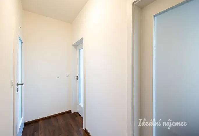 Pronájem bytu 4+kk, Praha - Strašnice, Zvěřinova, 112 m2