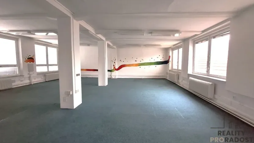 Pronájem obchodního prostoru, Brno, Lidická, 300 m2