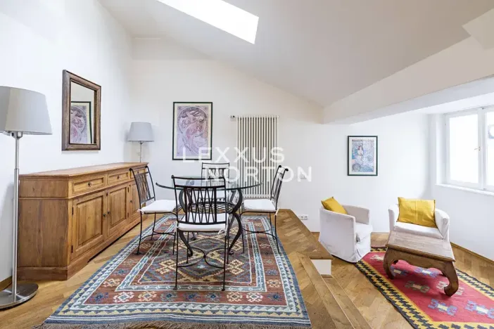 Pronájem atypického bytu, Praha - Nové Město, Odborů, 96 m2