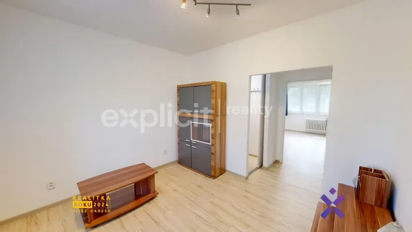 Pronájem bytu 2+1, Zlín - Malenovice, Husova, 48 m2