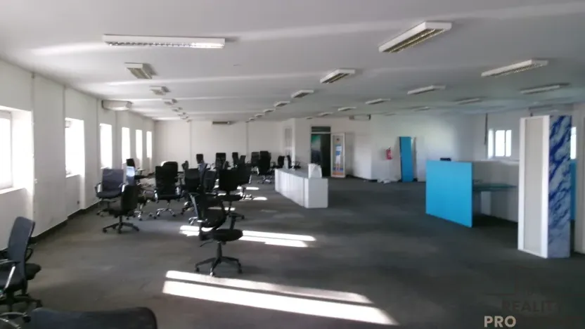 Pronájem kanceláře, Brno - Zábrdovice, 420 m2