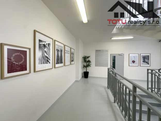 Pronájem kanceláře, Jaroměř, Jezbinská, 120 m2