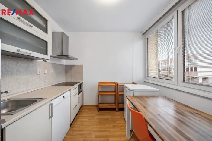 Pronájem bytu 1+kk, Hradec Králové, Akademika Heyrovského, 30 m2