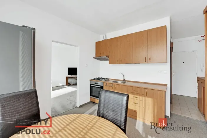 Pronájem bytu 1+1, Litoměřice - Předměstí, Topolčianská, 35 m2