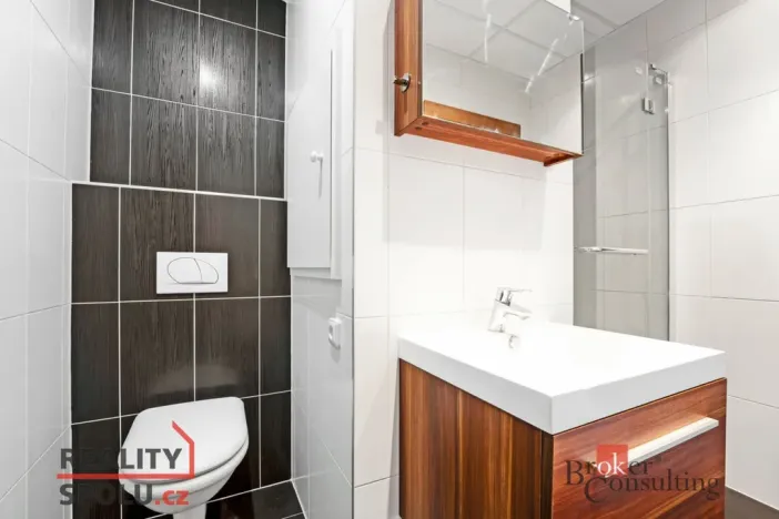 Pronájem bytu 1+1, Litoměřice - Předměstí, Topolčianská, 35 m2