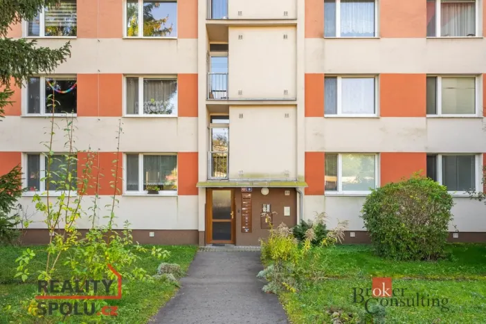 Pronájem bytu 1+1, Litoměřice - Předměstí, Topolčianská, 35 m2