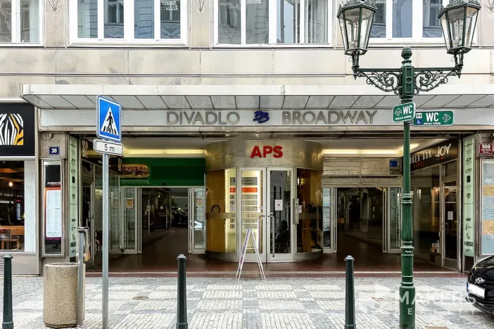 Pronájem kanceláře, Praha - Staré Město, Na příkopě, 194 m2