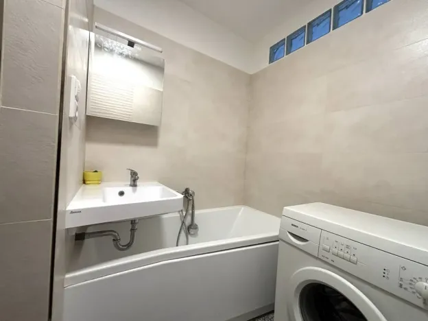 Pronájem bytu 2+1, Plzeň - Doubravka, Na Dlouhých, 53 m2