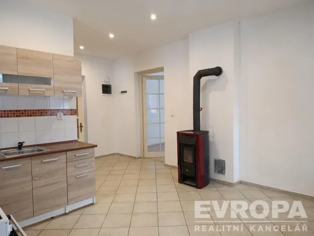 Pronájem bytu 1+1, Liberec - Liberec IV-Perštýn, U Jánského kamene, 46 m2