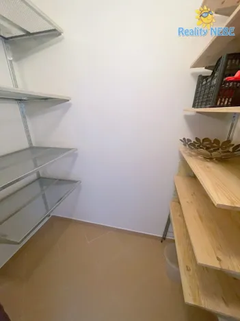 Pronájem bytu 2+kk, Praha - Stodůlky, Svitákova, 62 m2