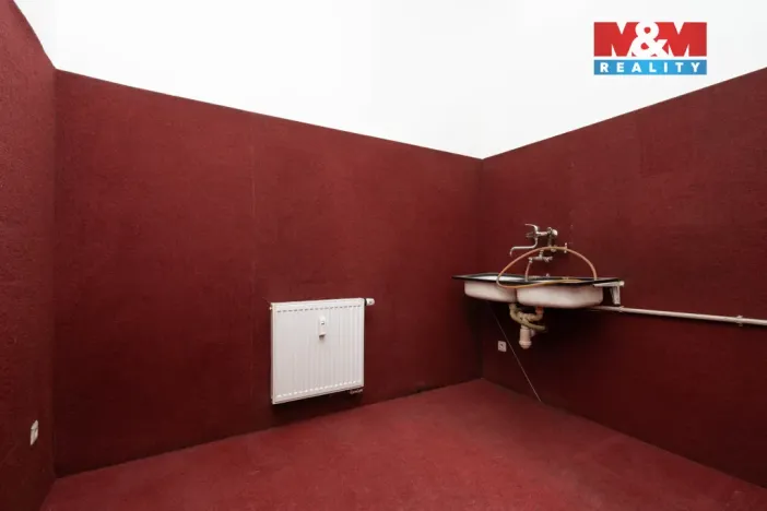 Pronájem obchodního prostoru, Praha, Trnkovo náměstí, 324 m2