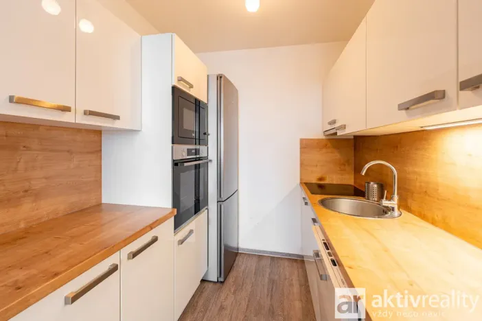 Prodej bytu 2+kk, Neratovice, Dr. E. Beneše, 40 m2