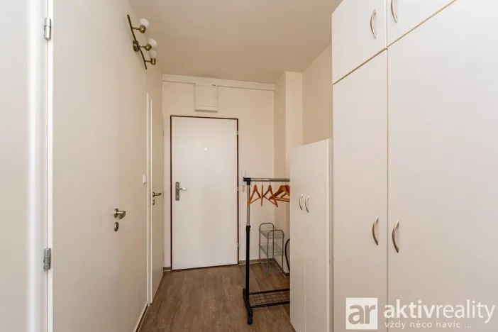 Prodej bytu 2+kk, Neratovice, Dr. E. Beneše, 40 m2